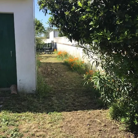 Maison Marie De Re * Sainte-Marie-de-Re