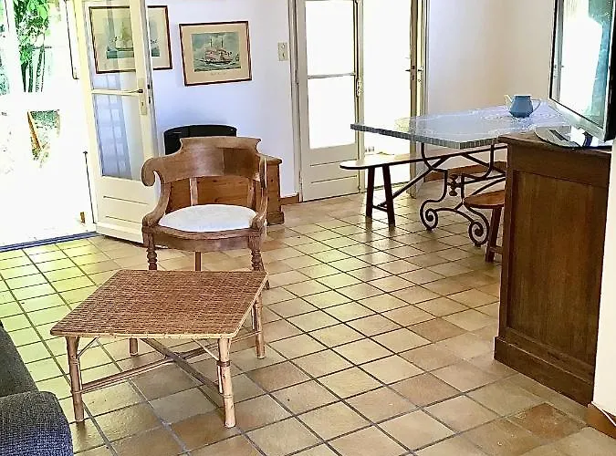 Maison Marie De Re 度假居 *