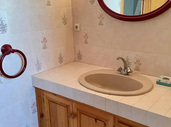 Maison Marie De Re * 圣马丹德雷